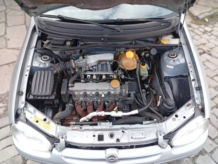 CHEVROLET - CORSA - 1997/1997 - Prata - R$ 17.990,00