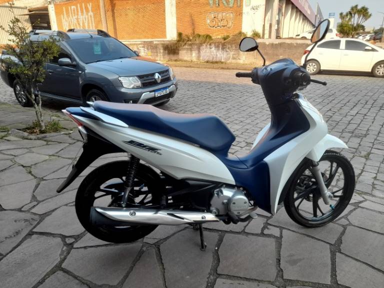 HONDA - BIZ 125 - 2022/2022 - Branca - R$ 15.900,00