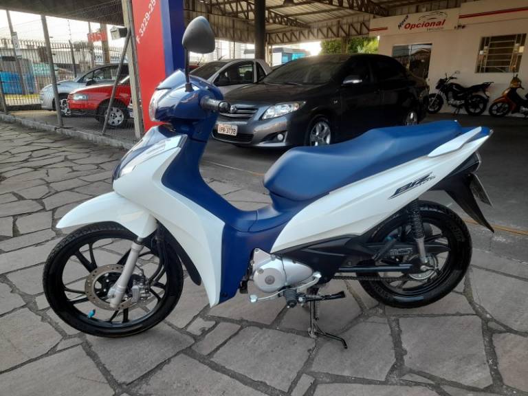 HONDA - BIZ 125 - 2022/2022 - Branca - R$ 15.900,00