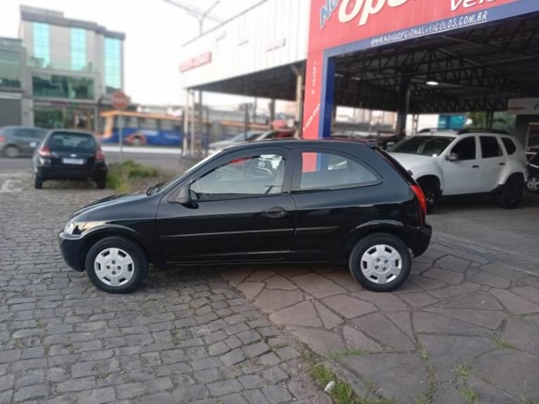 CHEVROLET - CELTA - 2003/2003 - Preta - R$ 18.500,00