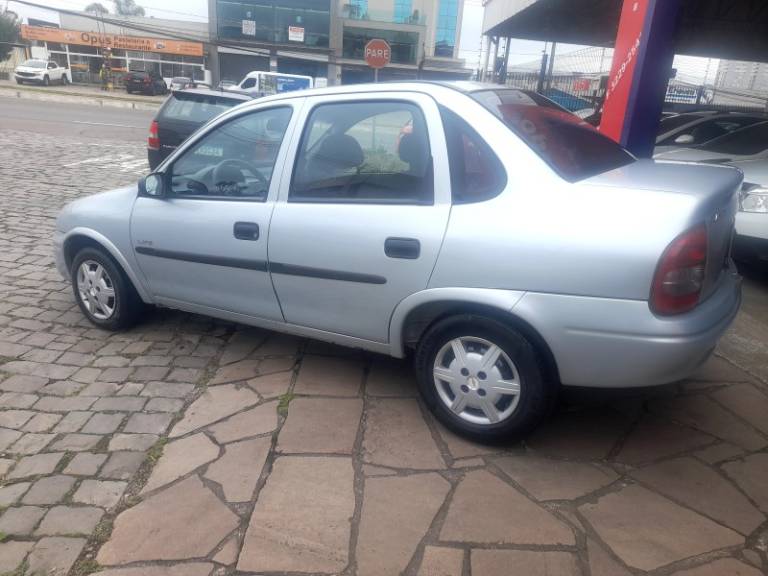 CHEVROLET - CLASSIC - 2008/2008 - Prata - R$ 15.900,00