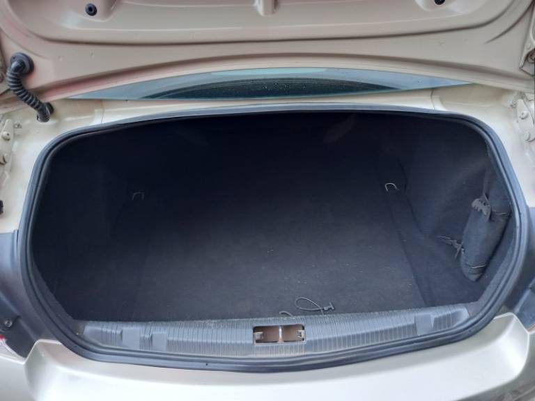 CHEVROLET - VECTRA - 2007/2008 - Bege - R$ 35.900,00