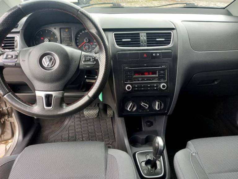 VOLKSWAGEN - FOX - 2012/2012 - Cinza - R$ 38.500,00