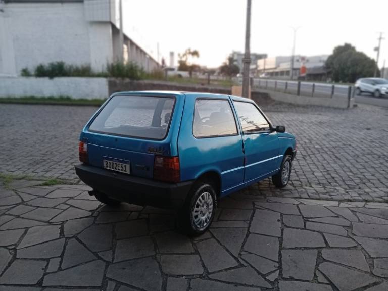 FIAT - UNO - 1993/1994 - Azul - R$ 7.500,00