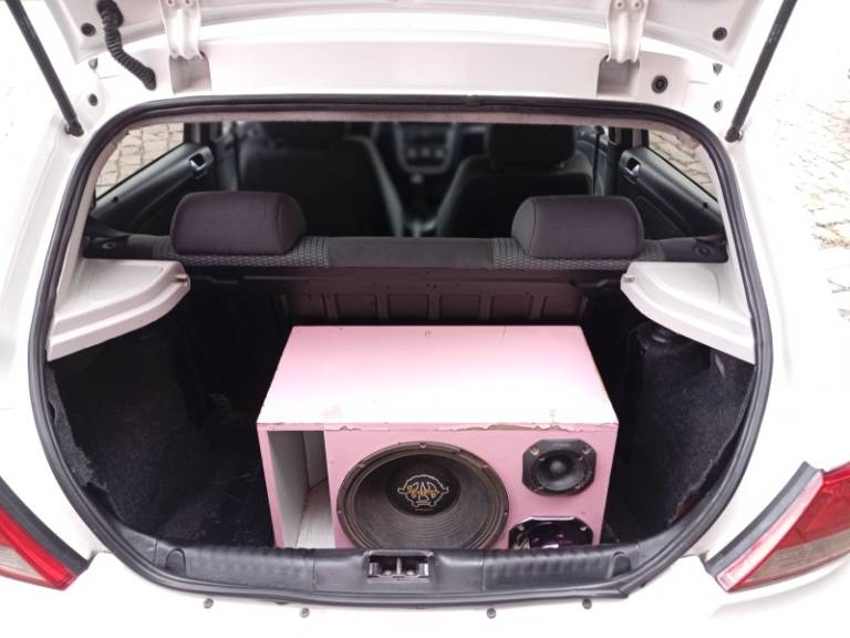 VOLKSWAGEN - GOL - 2012/2013 - Branca - R$ 25.990,00