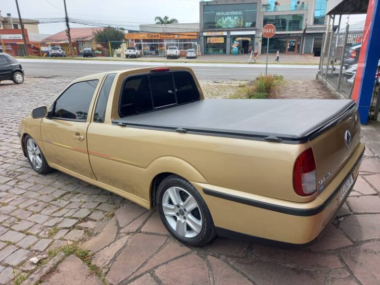 VOLKSWAGEN - SAVEIRO - 2001/2002 - Bege - R$ 34.900,00