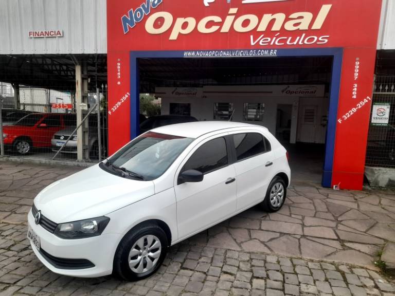 VOLKSWAGEN - GOL - 2016/2016 - Branca - R$ 42.900,00