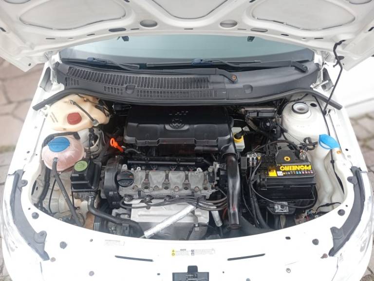 VOLKSWAGEN - GOL - 2012/2013 - Branca - R$ 25.990,00