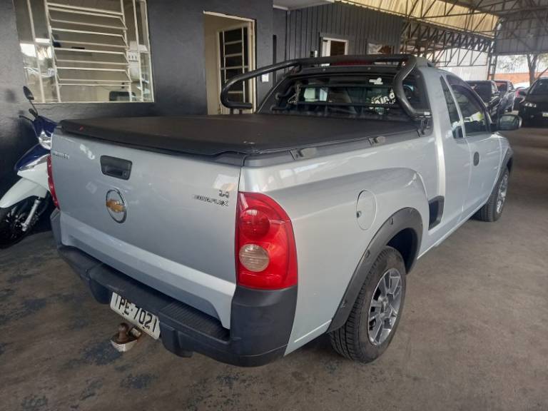 CHEVROLET - MONTANA - 2008/2009 - Prata - R$ 35.900,00