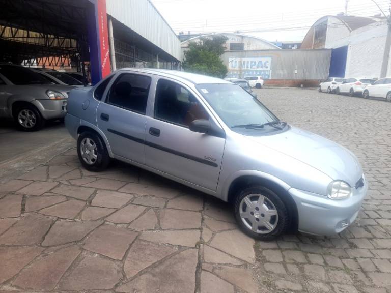 CHEVROLET - CLASSIC - 2008/2008 - Prata - R$ 15.900,00