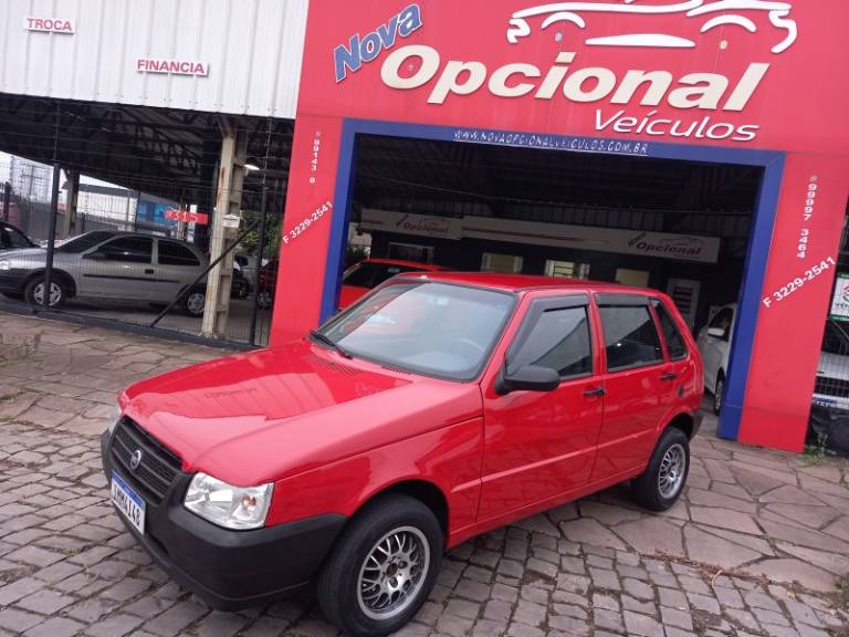 FIAT - UNO - 2005/2006 - Vermelha - R$ 21.900,00