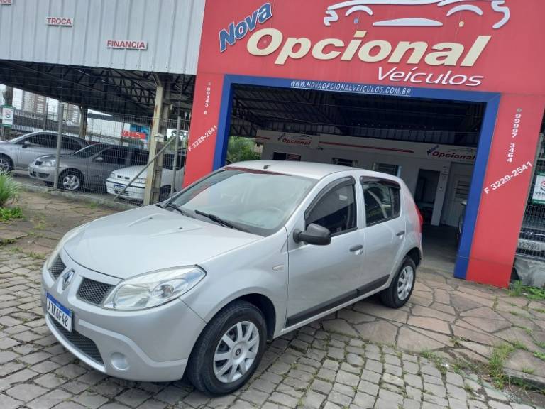 RENAULT - SANDERO - 2010/2011 - Prata - R$ 22.500,00