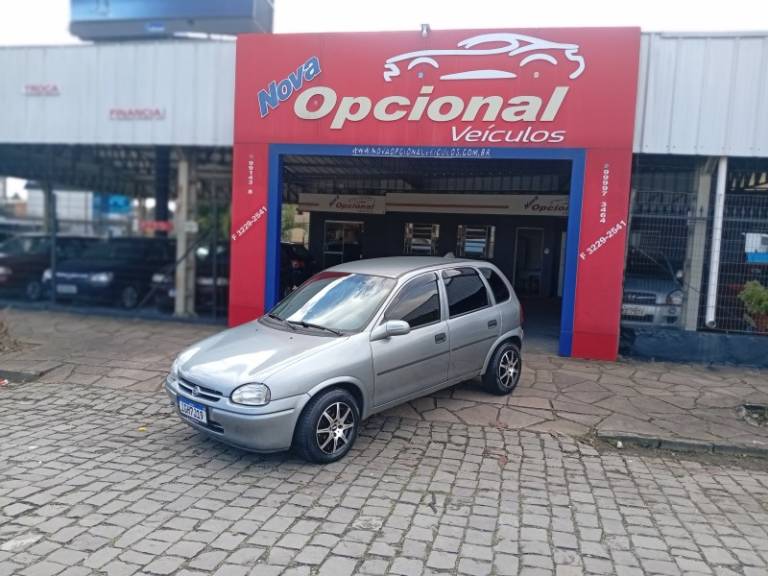 CHEVROLET - CORSA - 1997/1997 - Prata - R$ 17.990,00