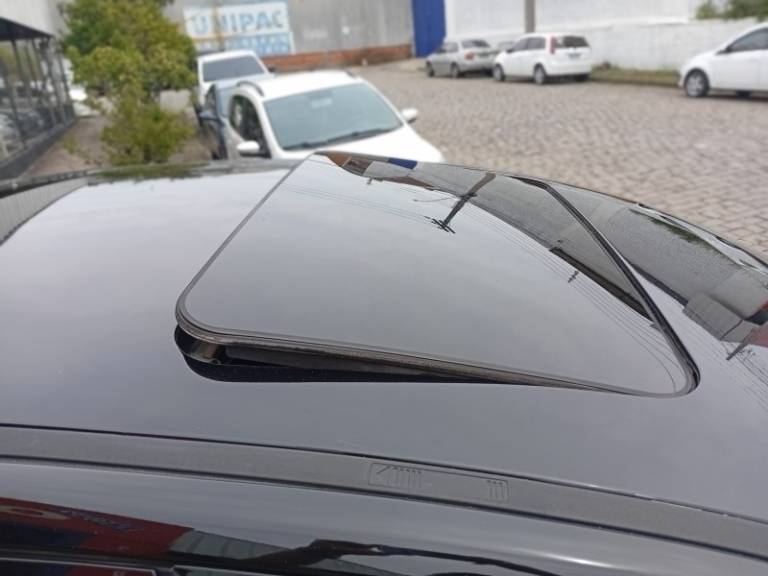 PEUGEOT - 307 - 2008/2009 - Preta - R$ 25.990,00