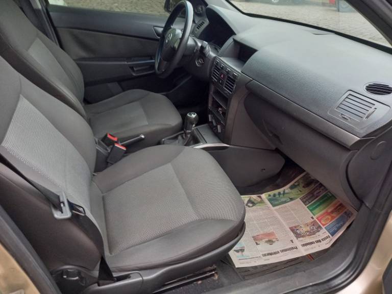 CHEVROLET - VECTRA - 2007/2008 - Bege - R$ 35.900,00