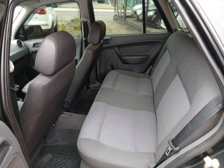 VOLKSWAGEN - GOL - 2007/2008 - Preta - R$ 20.990,00