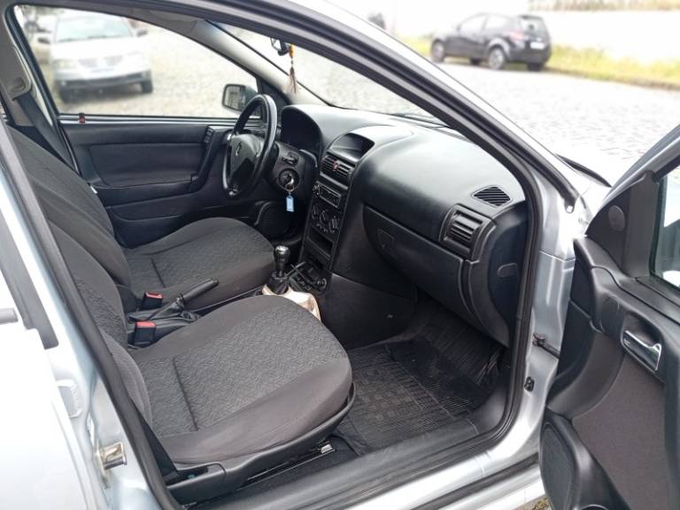 CHEVROLET - ASTRA - 2009/2009 - Prata - R$ 34.990,00