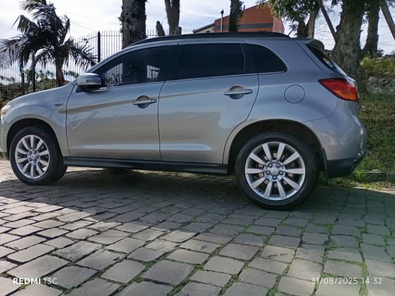 MITSUBISHI - ASX - 2015/2016 - Prata - R$ 84.900,00