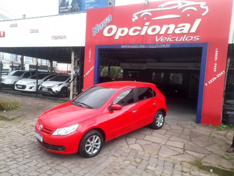 VOLKSWAGEN - GOL - 2013/2013 - Vermelha - R$ 31.900,00