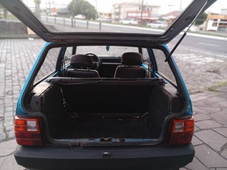 FIAT - UNO - 1993/1994 - Azul - R$ 7.500,00