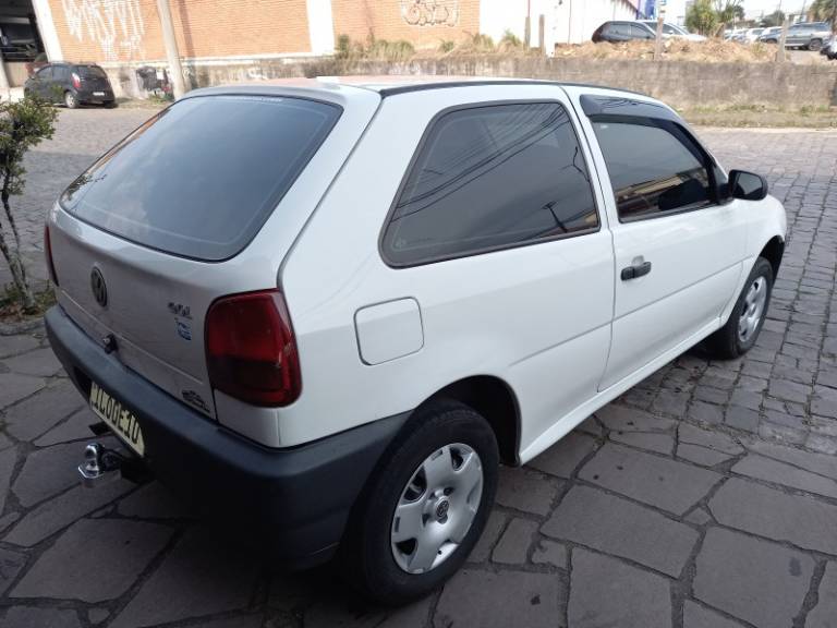 VOLKSWAGEN - GOL - 2003/2004 - Branca - R$ 15.000,00