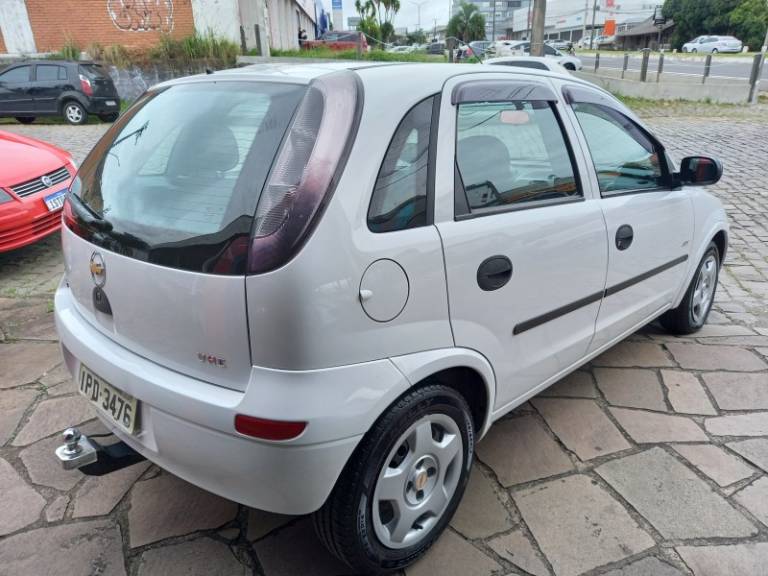 VOLKSWAGEN - FOX - 2004/2005 - Prata - R$ 22.900,00