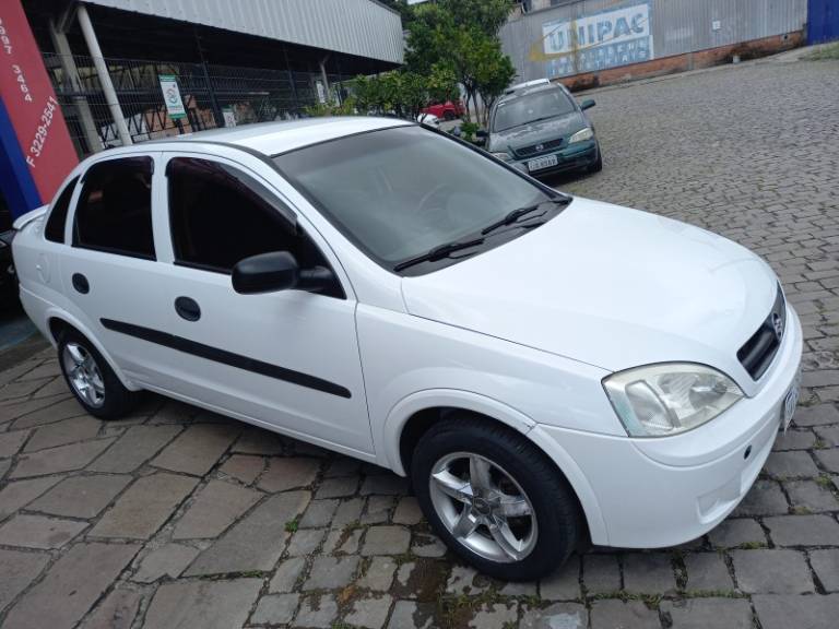 CHEVROLET - CORSA - 2002/2003 - Branca - R$ 18.900,00