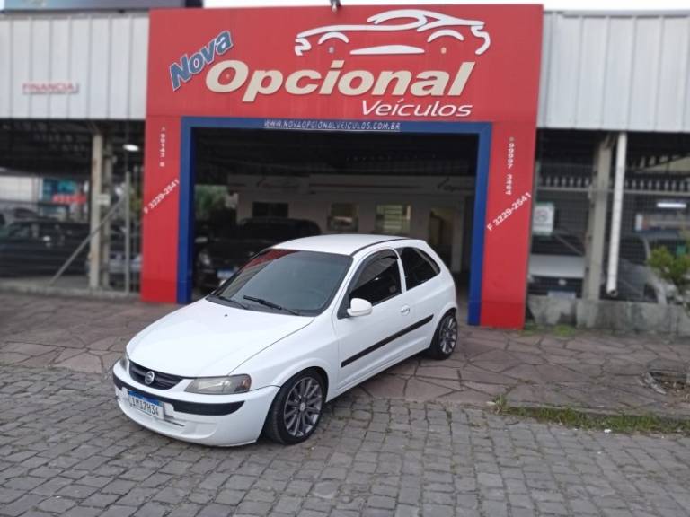 CHEVROLET - CELTA - 2004/2005 - Branca - R$ 17.990,00