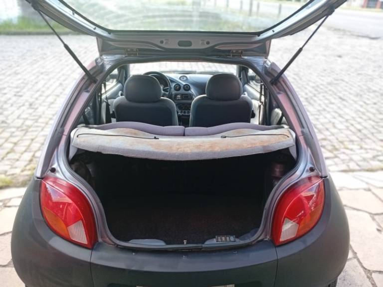 FORD - KA - 1998/1998 - Cinza - R$ 9.990,00