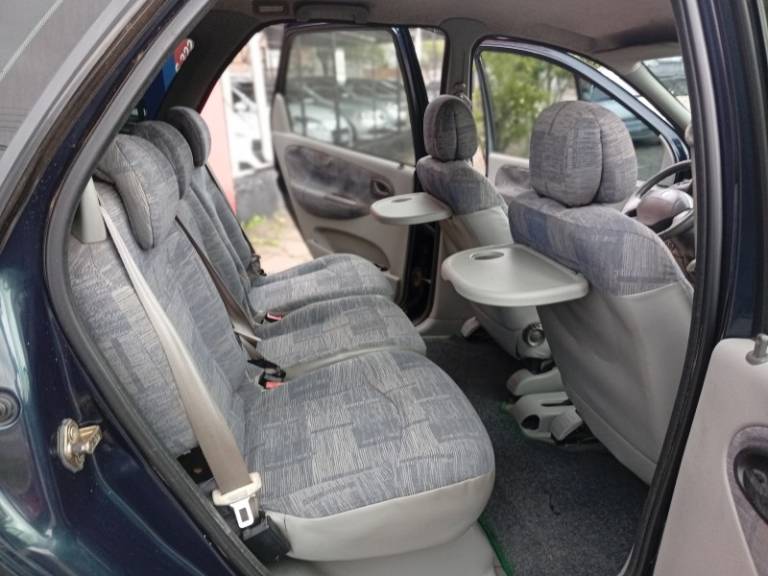 RENAULT - SCÉNIC - 2002/2003 - Verde - R$ 10.990,00