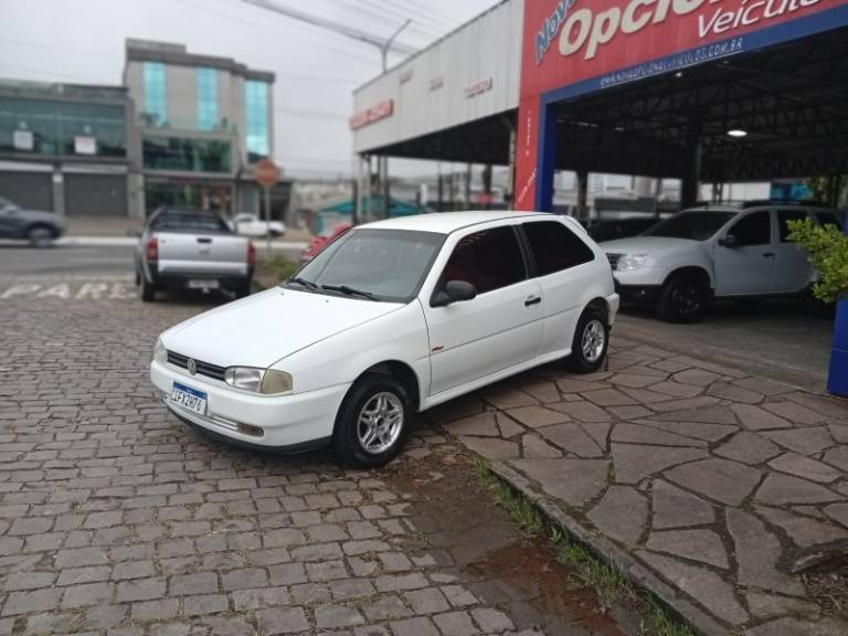 VOLKSWAGEN - GOL - 1996/1997 - Branca - R$ 9.990,00