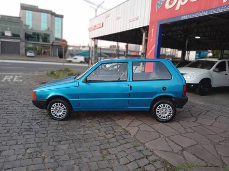 FIAT - UNO - 1993/1994 - Azul - R$ 7.500,00