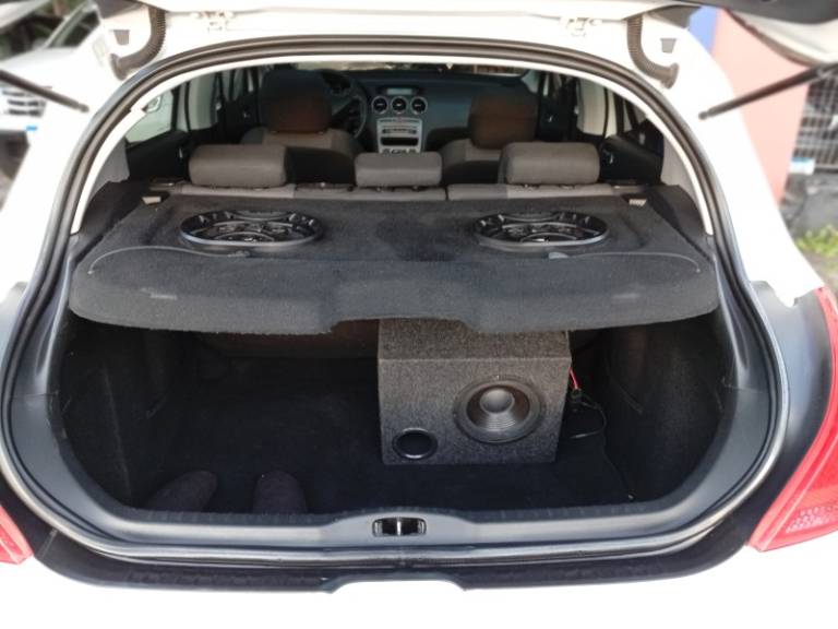 PEUGEOT - 308 - 2012/2013 - Branca - R$ 39.990,00