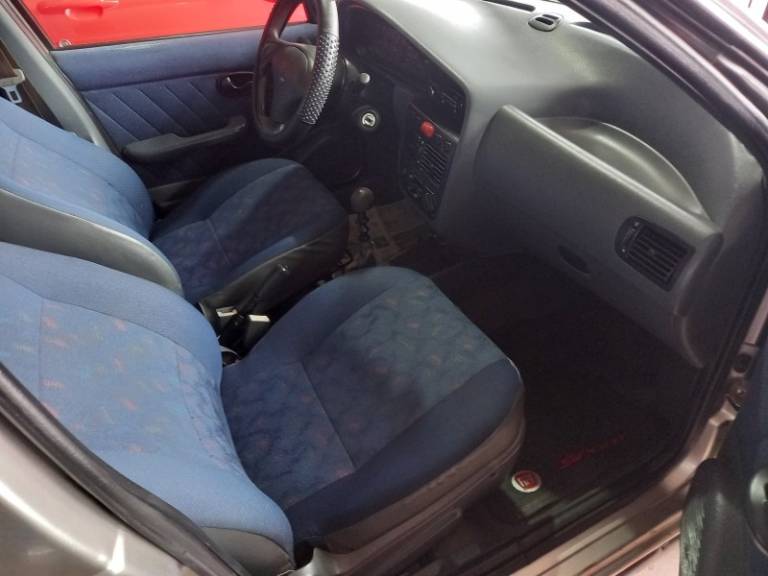FIAT - PALIO - 1999/2000 - Cinza - R$ 16.900,00