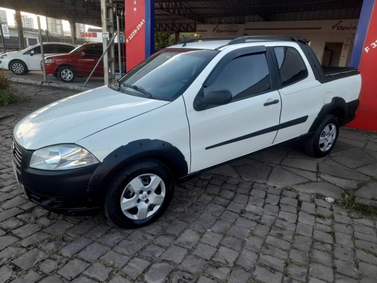 FIAT - STRADA - 2011/2011 - Branca - Sob Consulta