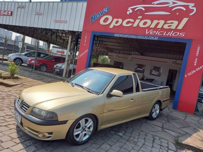 VOLKSWAGEN - SAVEIRO - 2001/2002 - Bege - R$ 35.900,00