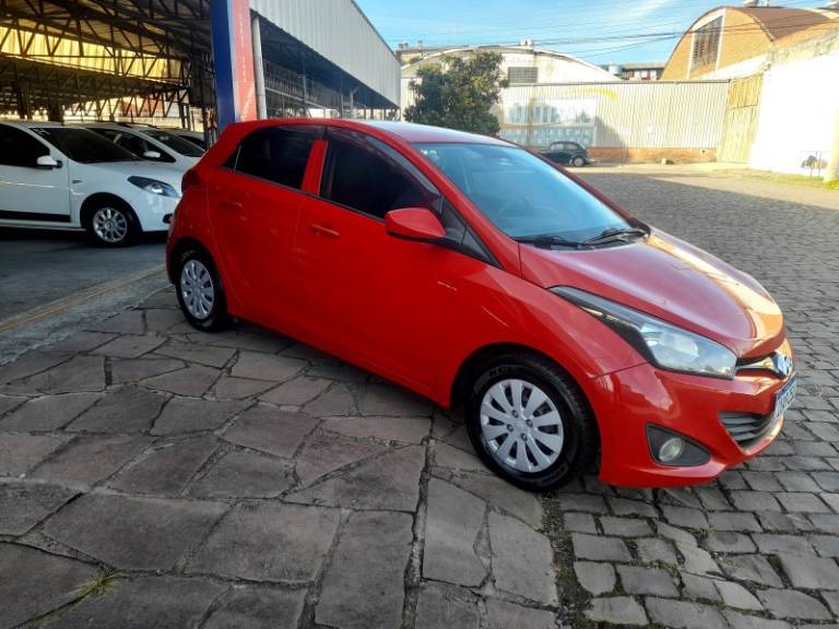 HYUNDAI - HB20 - 2013/2013 - Vermelha - R$ 42.900,00