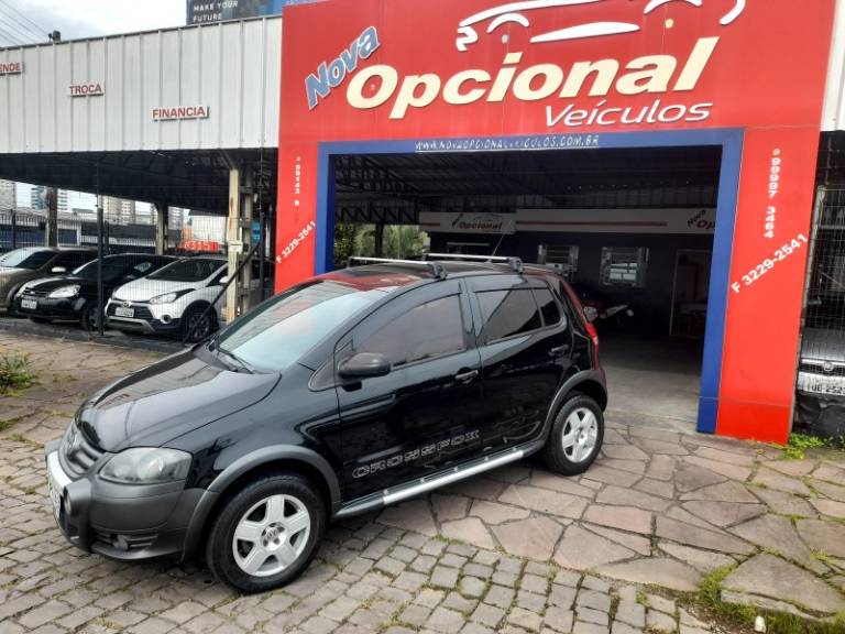 VOLKSWAGEN - CROSSFOX - 2009/2009 - Preta - R$ 34.900,00