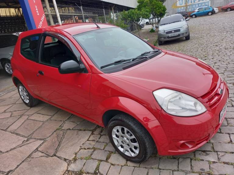 FORD - KA - 2010/2011 - Vermelha - R$ 21.900,00