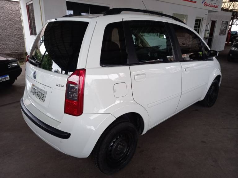 FIAT - IDEA - 2008/2008 - Branca - R$ 26.900,00