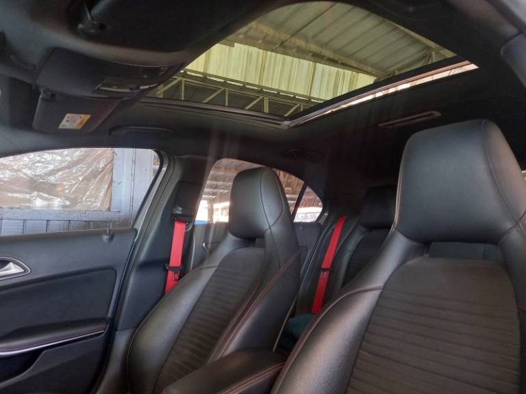 MERCEDES-BENZ - A 250 - 2014/2015 - Cinza - R$ 125.900,00