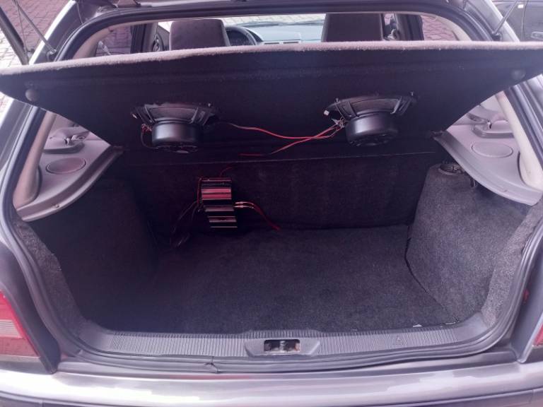 VOLKSWAGEN - GOL - 1999/2000 - Cinza - R$ 24.900,00