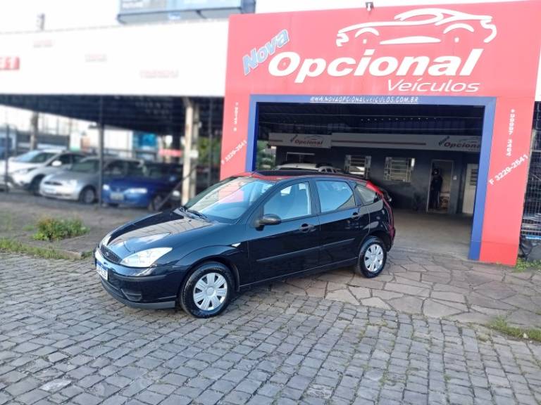 FORD - FOCUS - 2009/2009 - Preta - R$ 28.990,00