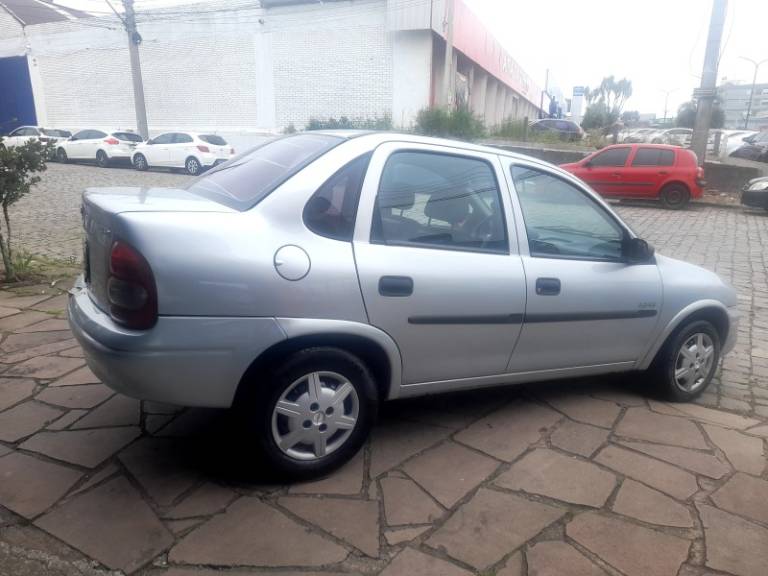 CHEVROLET - CLASSIC - 2008/2008 - Prata - R$ 15.900,00