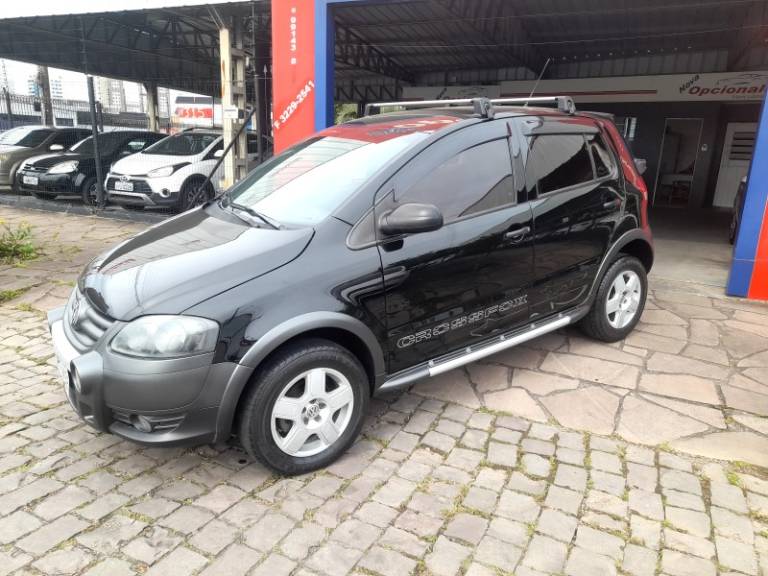 VOLKSWAGEN - CROSSFOX - 2009/2009 - Preta - R$ 34.900,00