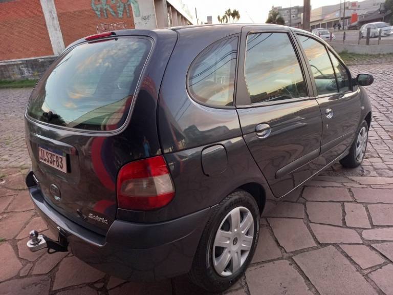 RENAULT - SCÉNIC - 2004/2004 - Cinza - R$ 16.990,00