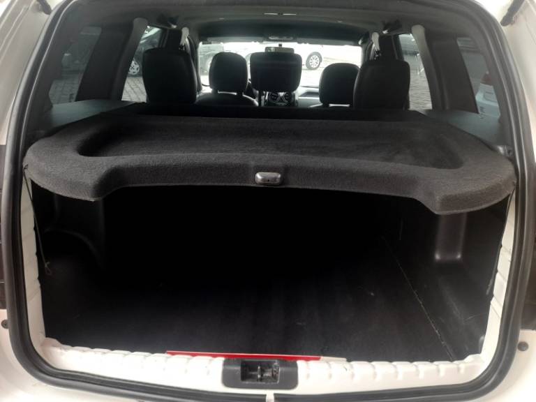 RENAULT - DUSTER - 2016/2016 - Branca - R$ 59.900,00