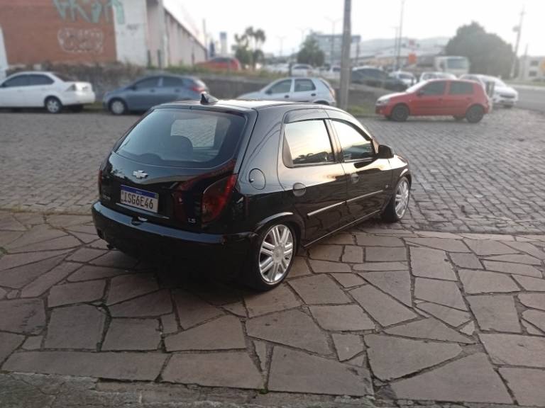 CHEVROLET - CELTA - 2011/2012 - Preta - R$ 25.990,00
