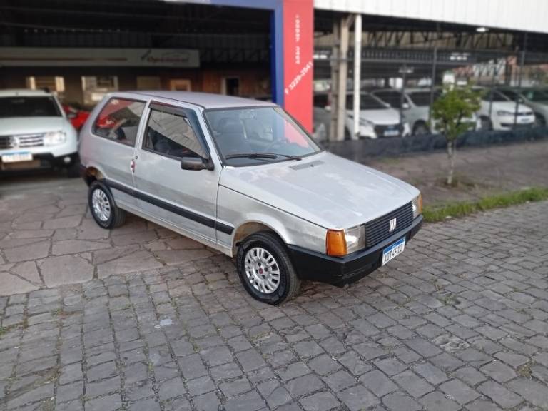 FIAT - UNO - 1993/1993 - Cinza - R$ 6.990,00