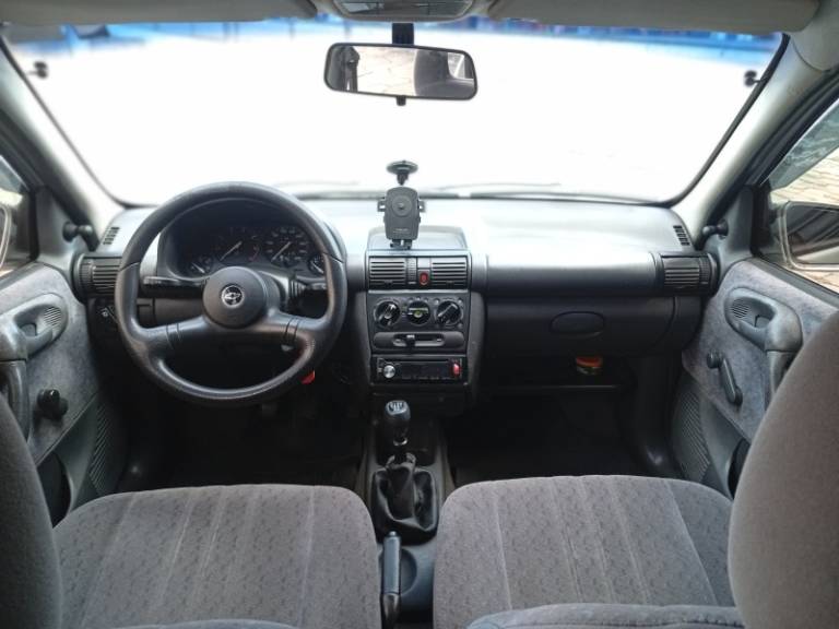 CHEVROLET - CORSA - 1997/1997 - Prata - R$ 17.990,00